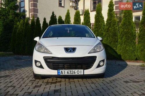 Peugeot 207 2012