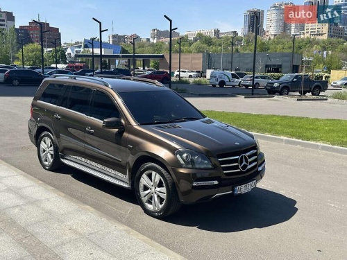 Mercedes-Benz GL-Class 2011