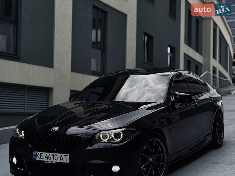 BMW 5 Series 2012