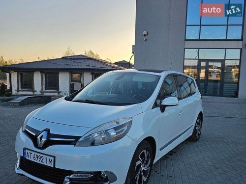 Renault Scenic 2012