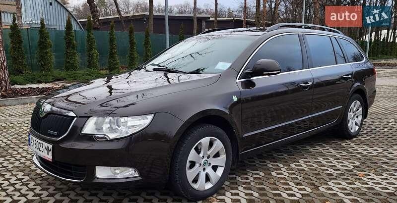 Skoda Superb 2012