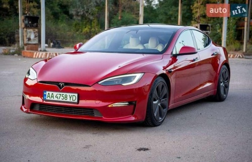 Tesla Model S 2022