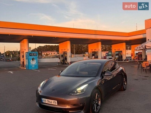 Tesla Model 3 2023