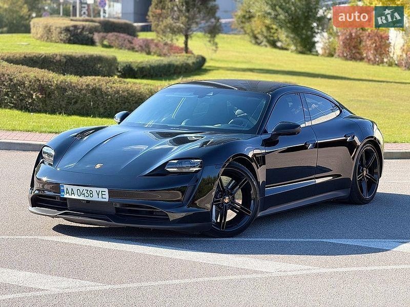 Porsche Taycan 2020