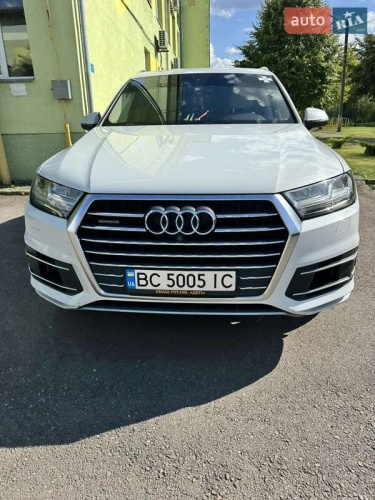 Audi Q7 2016