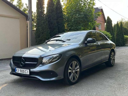 Mercedes-Benz E-Class 2016