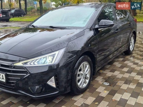 Hyundai Elantra 2020