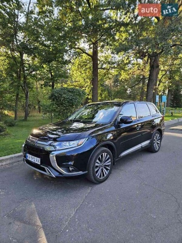 Mitsubishi Outlander 2018