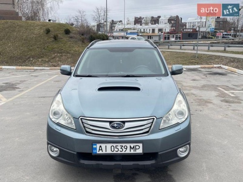 Subaru Legacy 2011