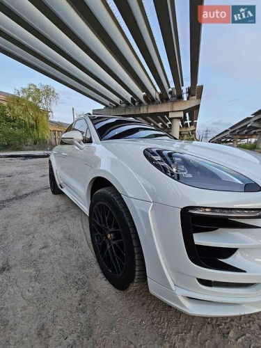 Porsche Macan 2016