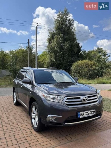 Toyota Highlander 2013