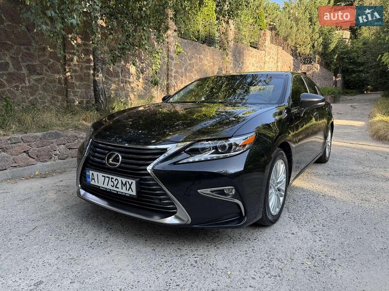 Lexus ES 2017