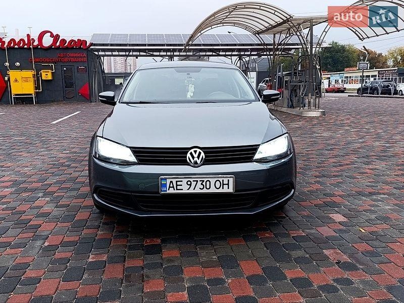 Volkswagen Jetta 2014