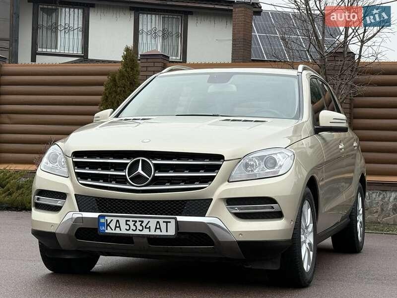 Mercedes-Benz M-Class 2011