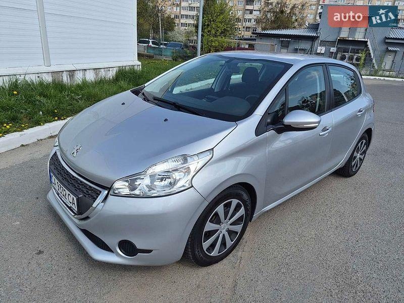 Peugeot 208 2013