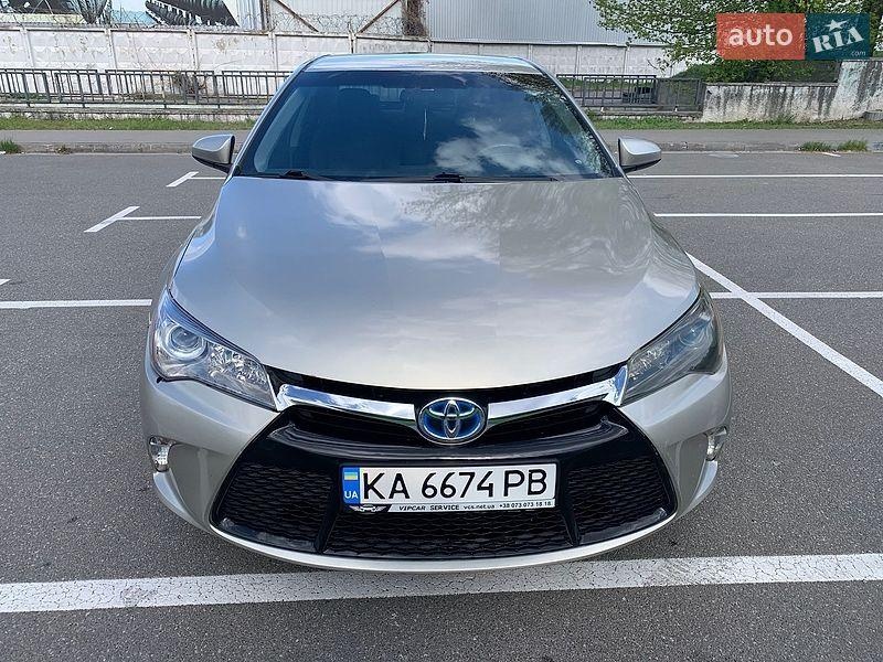 Toyota Camry 2015