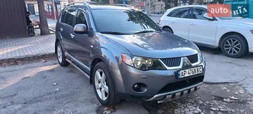 Mitsubishi Outlander XL 2008