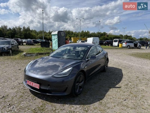 Tesla Model 3 2018