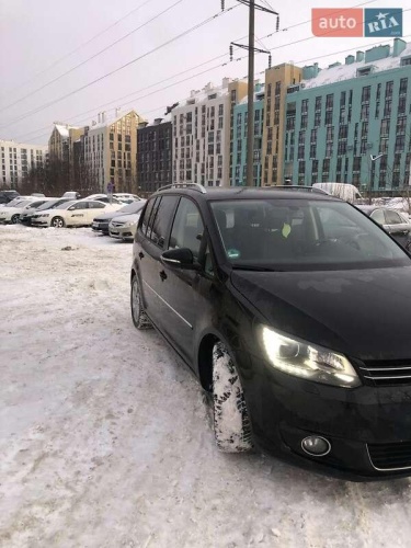 Volkswagen Touran 2015