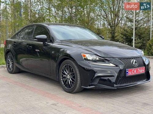 Lexus IS 2016