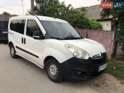 Opel Combo 2013