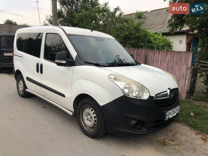 Opel Combo 2013
