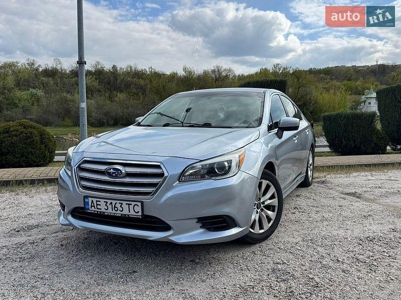 Subaru Legacy 2015