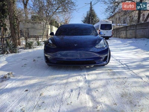 Tesla Model 3 2021