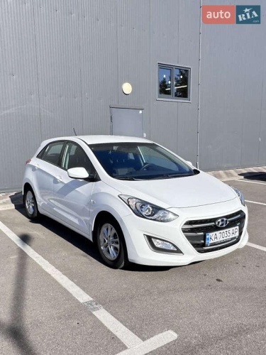 Hyundai i30 2016