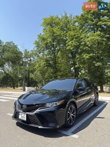 Toyota Camry 2018