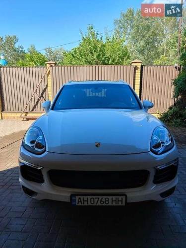 Porsche Cayenne 2016