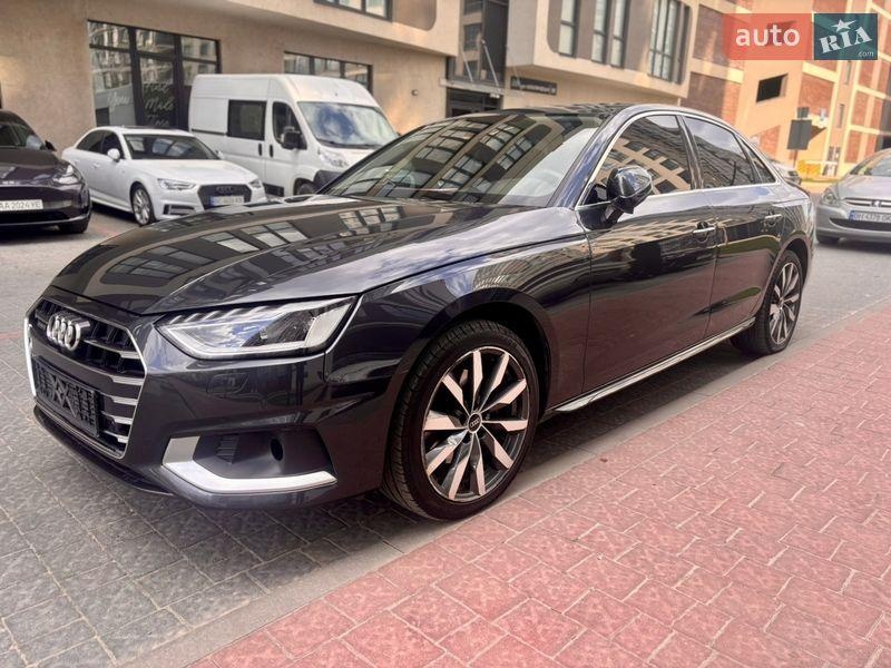 Audi A4 2021