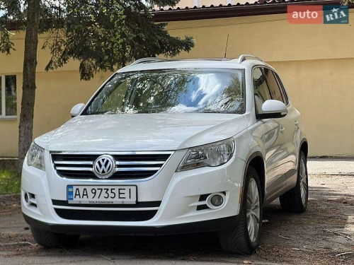 Volkswagen Tiguan 2011