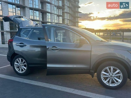 Nissan Rogue Sport 2019