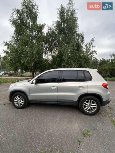 Volkswagen Tiguan 2011