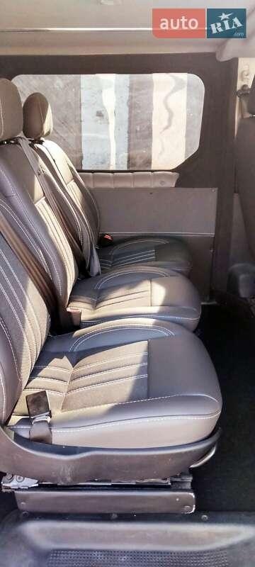 Renault Trafic 2015