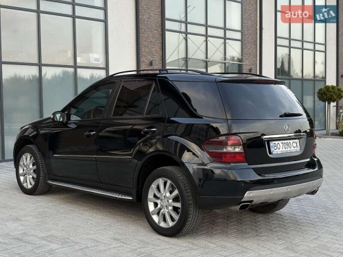 Mercedes-Benz M-Class 2008