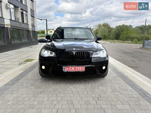 BMW X5 2011