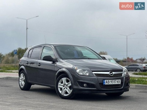 Opel Astra 2012