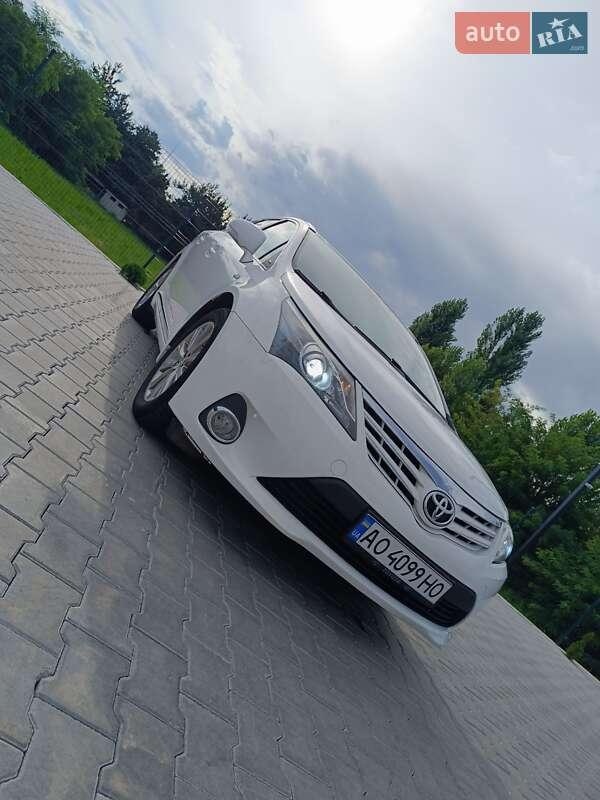 Toyota Avensis 2011