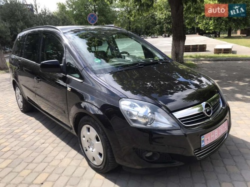 Opel Zafira 2011