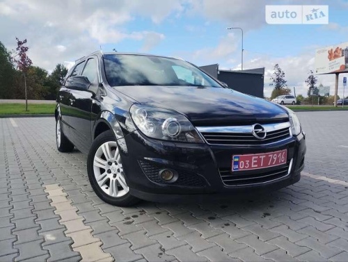 Opel Astra 2010