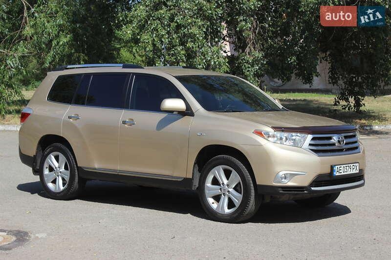 Toyota Highlander 2011