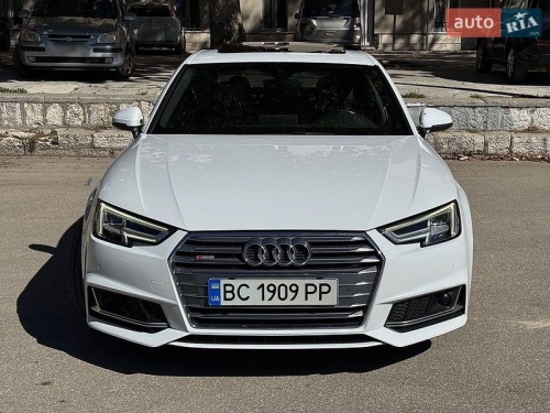 Audi A4 2016