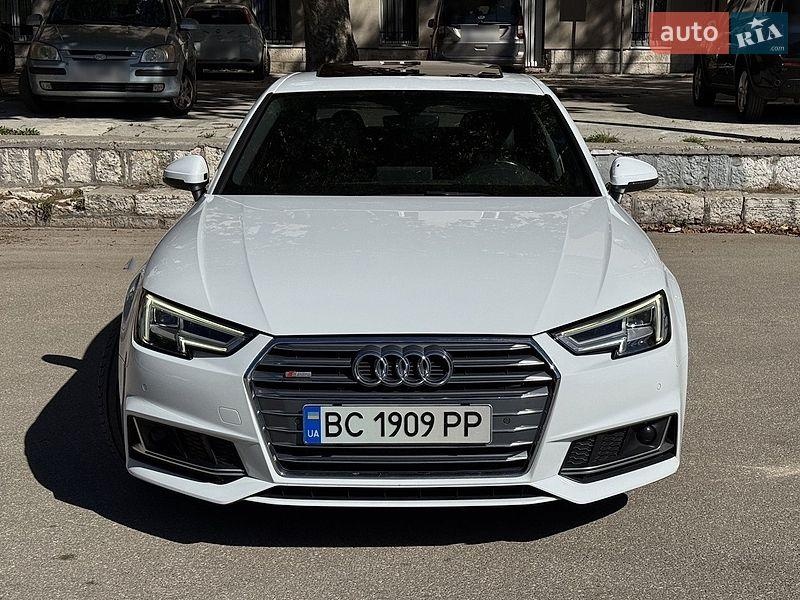 Audi A4 2016