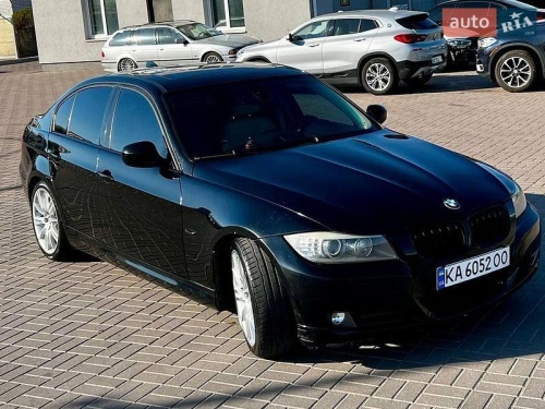 BMW 3 Series 2010