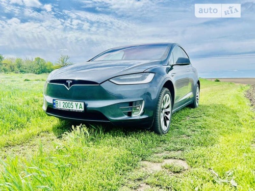 Tesla Model X 2017
