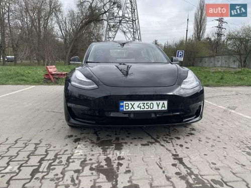 Tesla Model 3 2018