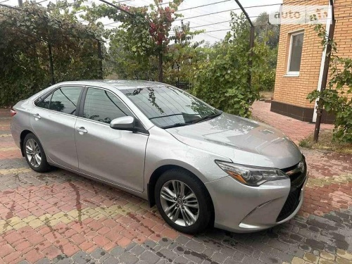 Toyota Camry 2015