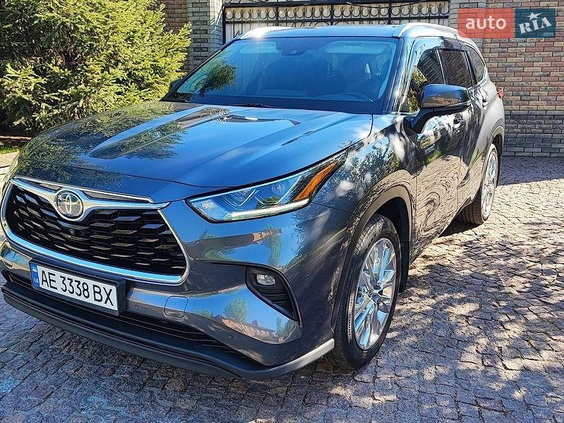 Toyota Highlander 2020